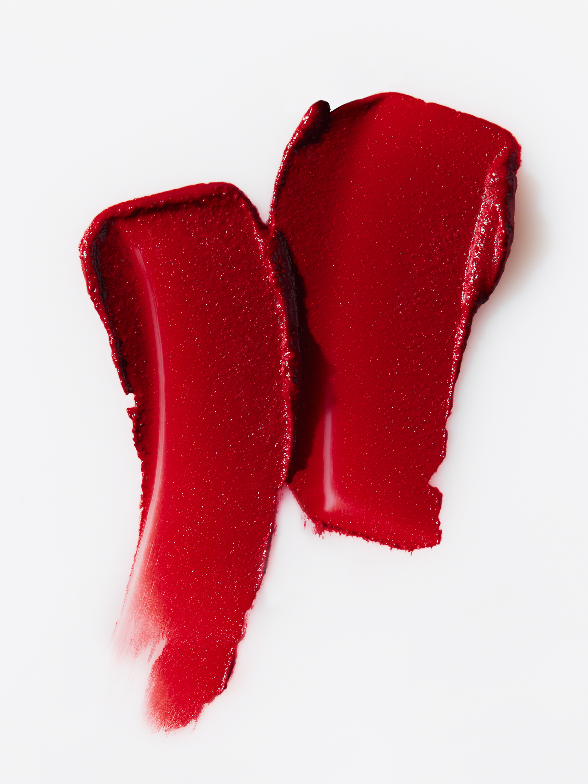 Création de texture cosmétique pour campagne publicitaire beauté, alliant précision du geste et exigence esthétique.
