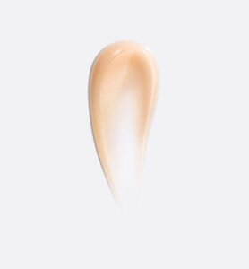 Travail de texture cosmétique et direction artistique produit pour une campagne de luxe réalisée par Marion Parfait.